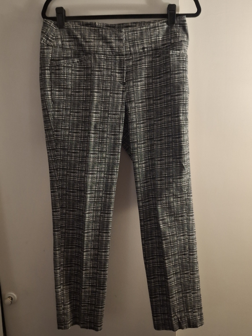 Donna Ricco Women's Black and White Plaid Slim Trousers